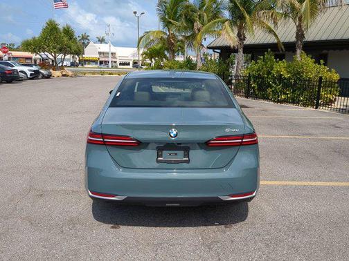 2024 BMW 530 i