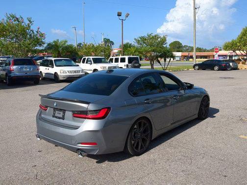2023 BMW 330 xDrive