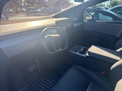 2024 Tesla Cybertruck All-Wheel Drive