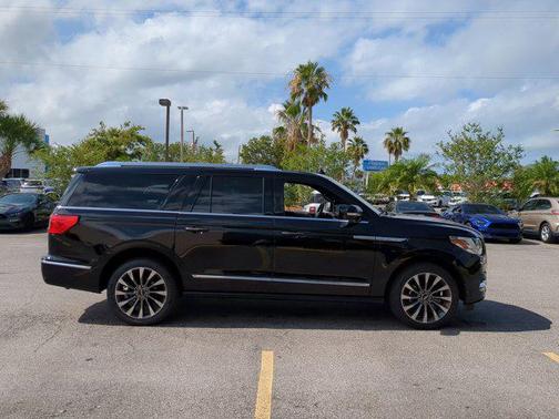2021 Lincoln Navigator Reserve