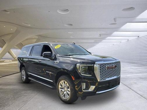 Onyx Black 2024 GMC Yukon XL Denali