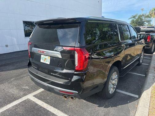 Onyx Black 2024 GMC Yukon XL Denali