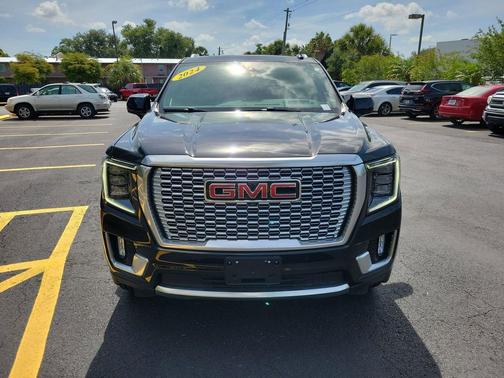 Onyx Black 2024 GMC Yukon XL Denali