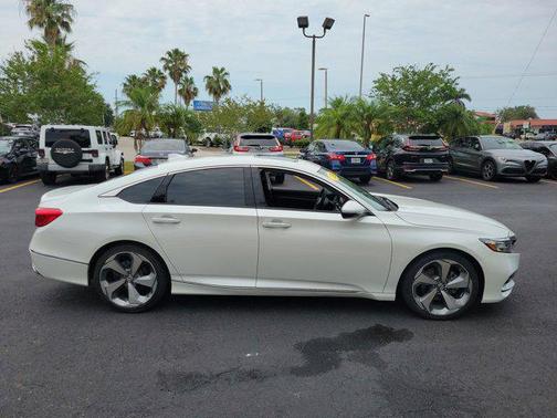 Platinum White Pearl 2019 Honda Accord Touring 2.0T