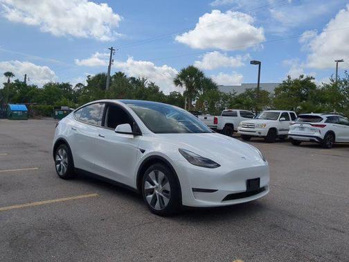 2023 Tesla Model Y Long Range Dual Motor All-Wheel Drive