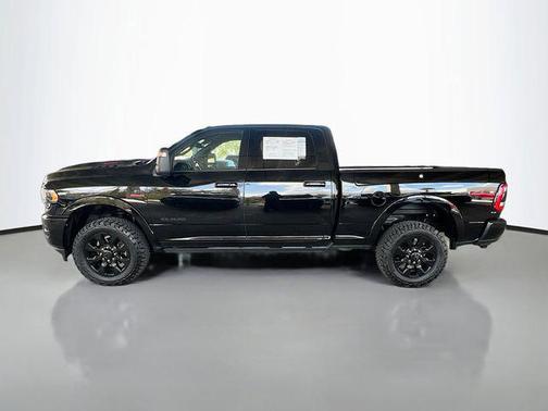 Diamond Black Crystal Pearlcoat 2024 RAM 2500 Limited Crew Cab 4x4 6'4' Box