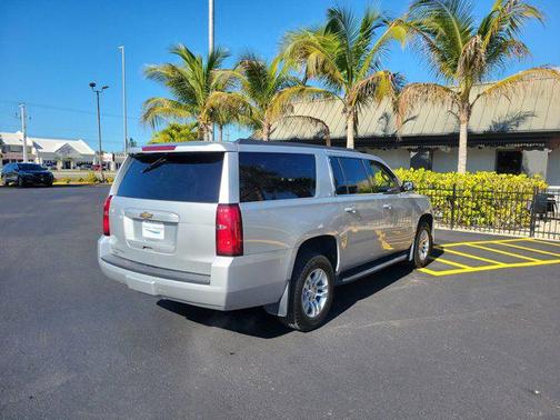2019 Chevrolet Suburban LT