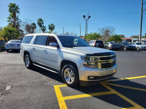 2019 Chevrolet Suburban LT
