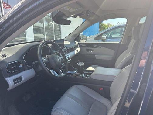 2023 Honda Pilot Touring 8-Passenger