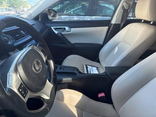 2012 Lexus CT 200h Premium