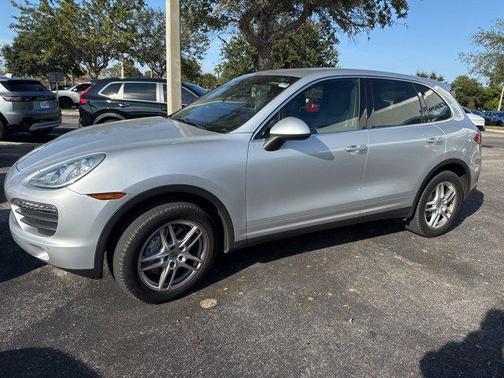 2013 Porsche Cayenne Cayenne