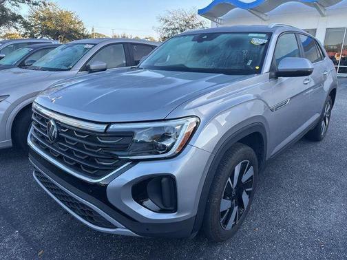 2025 Volkswagen Atlas Cross Sport 2.0T SE w/Technology