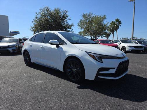 2024 Toyota Corolla Hybrid SE