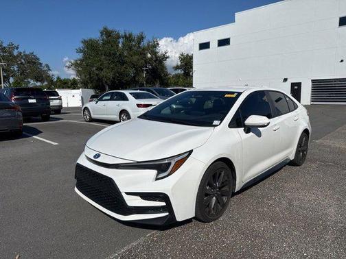 2024 Toyota Corolla Hybrid SE