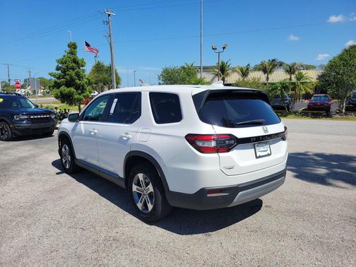 Platinum White Pearl 2025 Honda Pilot EX-L