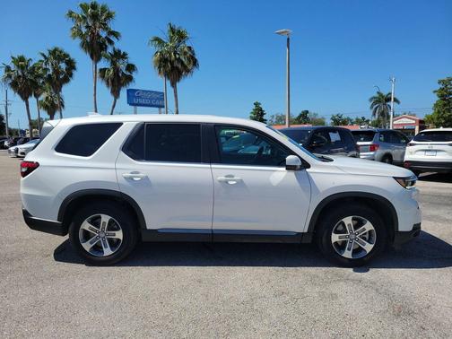 Platinum White Pearl 2025 Honda Pilot EX-L