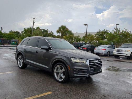 2019 Audi Q7 55 Prestige