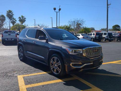 2017 GMC Acadia Denali