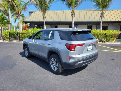 Sterling Metallic 2025 GMC Terrain FWD Elevation