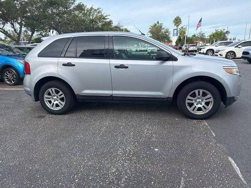 2012 Ford Edge SE