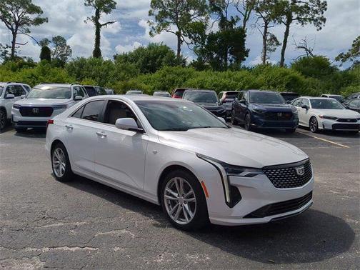 2020 Cadillac CT4 Luxury