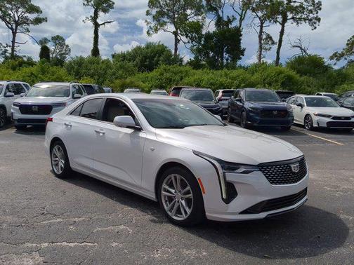 2020 Cadillac CT4 Luxury