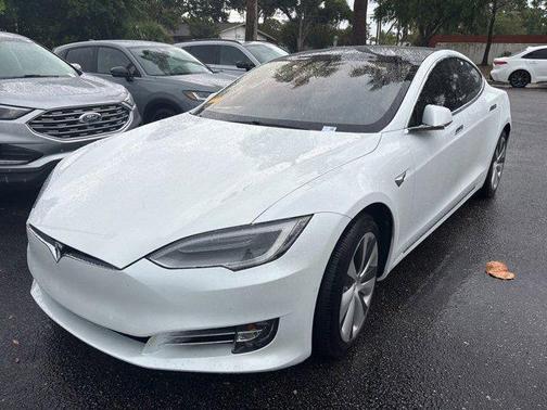 2021 Tesla Model S Long Range