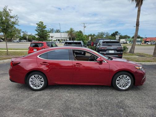Matador Red Mica 2016 Lexus ES 350 Base