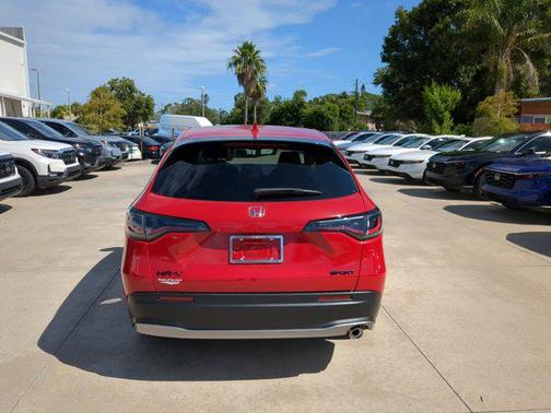 2026 Honda HR-V 2WD Sport