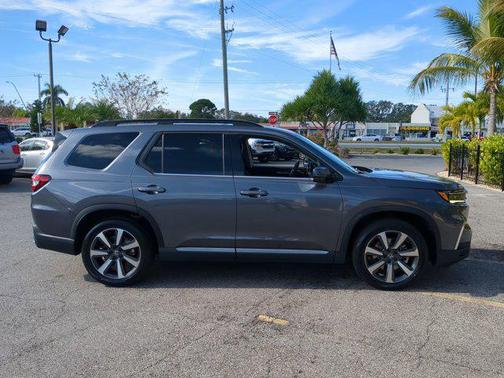 2024 Honda Pilot Touring 8-Passenger