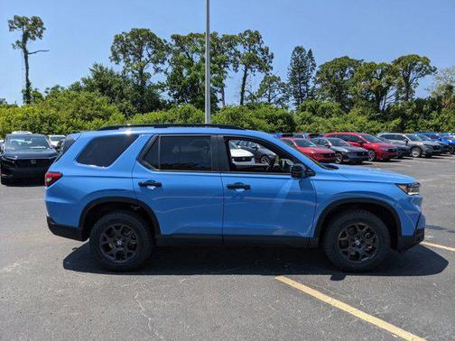 2025 Honda Pilot TrailSport