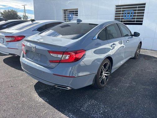 2022 Honda Accord Touring 2.0T