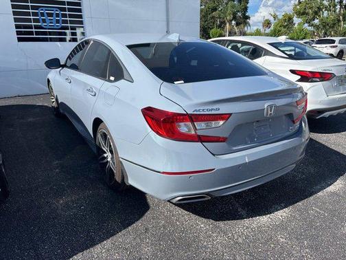 2022 Honda Accord Touring 2.0T