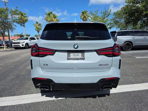 2022 BMW X3 M40i