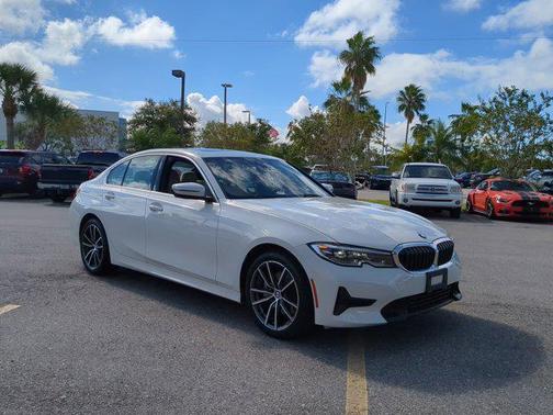2022 BMW 330 330i