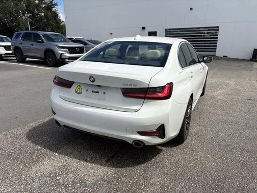2022 BMW 330 330i
