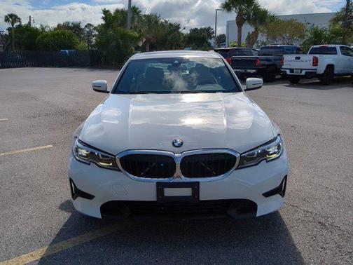 2022 BMW 330 330i