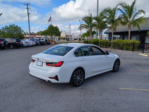 2022 BMW 330 330i