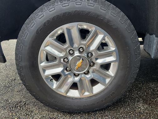 Mosaic Black Metallic 2022 Chevrolet Silverado 2500 High Country