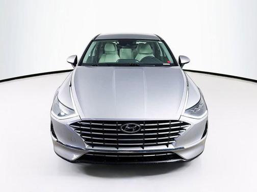 2023 Hyundai SONATA Hybrid SE