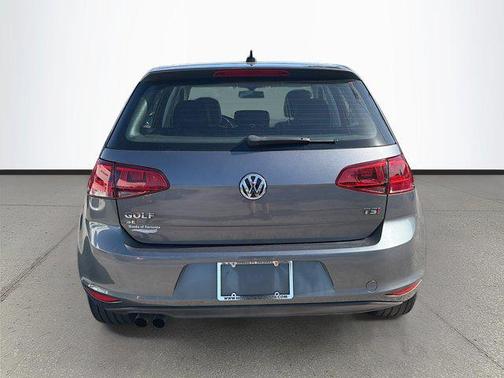 2017 Volkswagen Golf TSI SE 4-Door