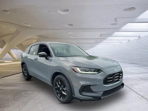 Urban Gray Pearl 2024 Honda HR-V Sport