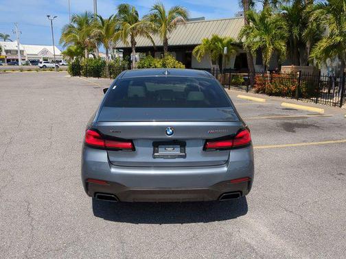 2022 BMW M550 i Xdrive
