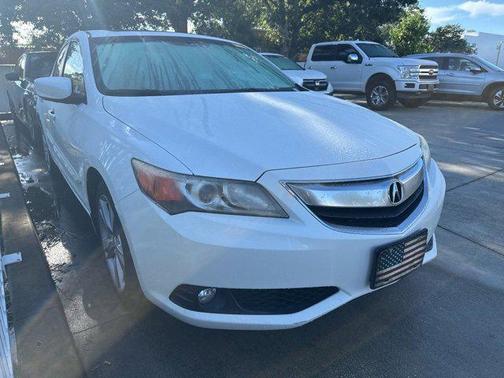 2013 Acura ILX 2.0L w/Premium Package