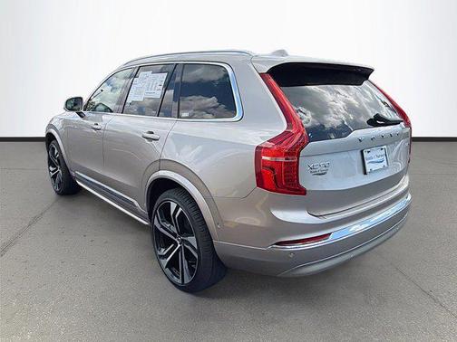 2025 Volvo XC90 B6 Ultra
