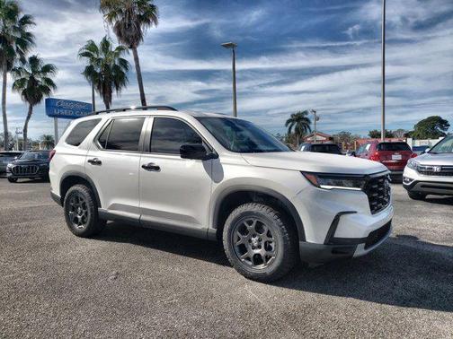 2025 Honda Pilot TrailSport