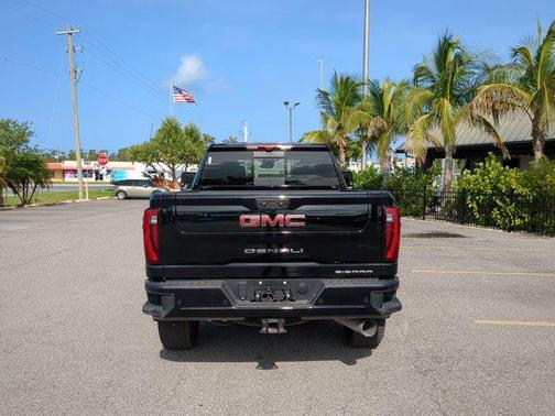2024 GMC Sierra 2500 Denali