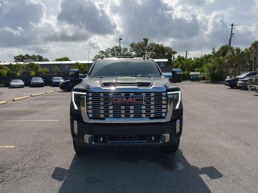 2024 GMC Sierra 2500 Denali