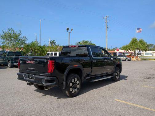 2024 GMC Sierra 2500 Denali