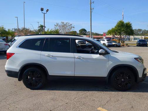 2022 Honda Pilot AWD Special Edition